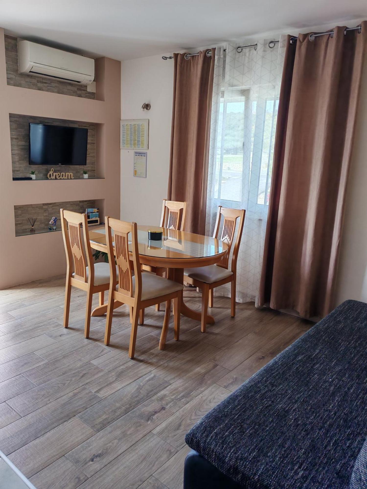 Ana & Marija Apartment คาชเตลา ภายนอก รูปภาพ