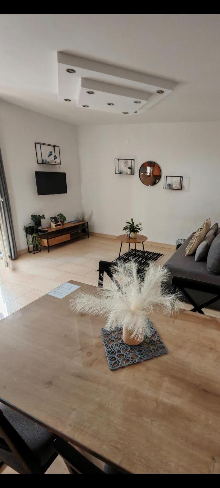 Ana & Marija Apartment คาชเตลา ภายนอก รูปภาพ