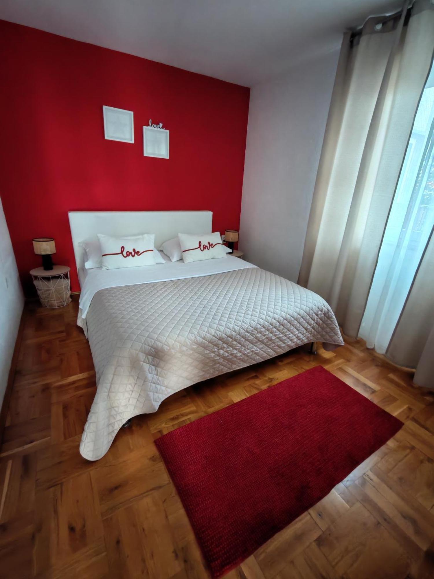 Ana & Marija Apartment คาชเตลา ภายนอก รูปภาพ