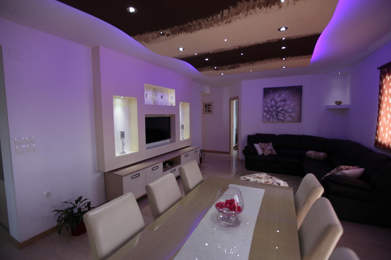 Ana & Marija Apartment คาชเตลา ภายนอก รูปภาพ